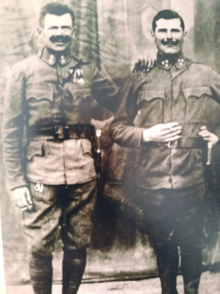 Odwaga i odpowiedzialność przekazana w genach — fotografia 2